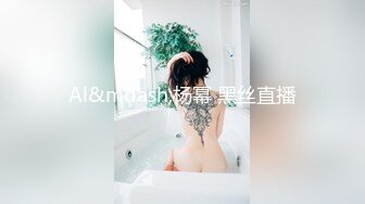 【新片速遞 】巨乳美女，观众面前使劲摇晃 ❤️ 礼物不停，笑容甜美~ [40M/MP4/05:02]