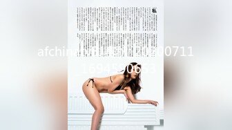 内射18岁的小妹妹直太嫩了不舍的使劲肏