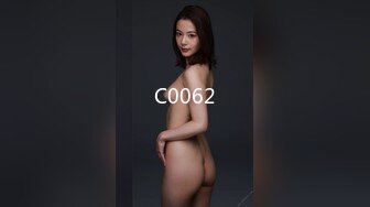 大白奶糖黑丝大屁股丰满巨乳大奶子，口交吃屌俯视角度一路后入，女上位骑着屌进出阴道，更加妩媚动情