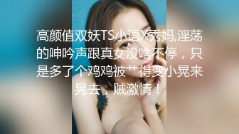 [MP4/ 210M] 熟女阿姨在家啪啪 被无套输出 这哥们的鸡吧咋看上去怪怪的 像肿了一样