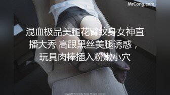 快手好身材小妹『薇薇Vivian』脱衣全裸热舞 床上大奶乳摇M腿露骚穴 (2)