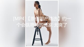 和老婆在家玩