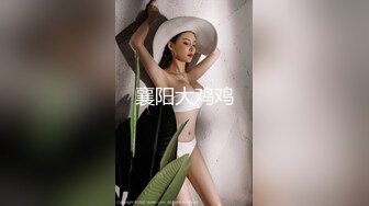 12月最新推特新人极品长腿苗条烧婊子【橙子橙子】VIP福利私拍，JK服道具紫薇肉丝入穴高潮大量潮吹黑丝露出边走边尿